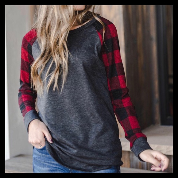 RESTOCK SOON!! Mixed Material Top/Perfect for Fall - Picture 2 of 3